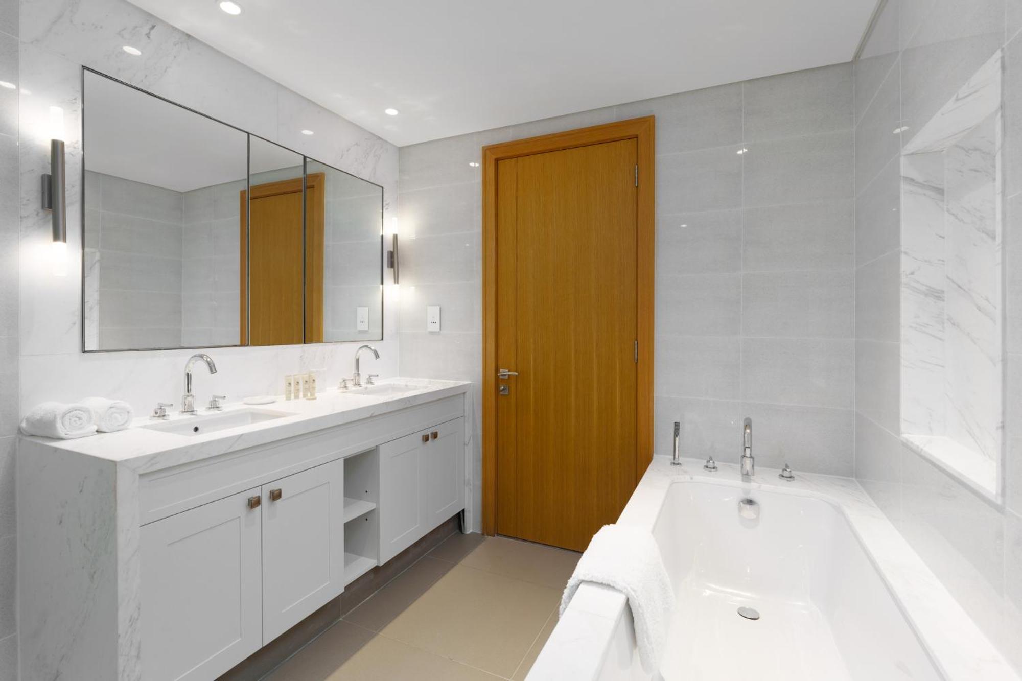 Maison Privee - Ultimate Living With Front-Row Views Of Burj Khalifa & Dubai Fountains Buitenkant foto